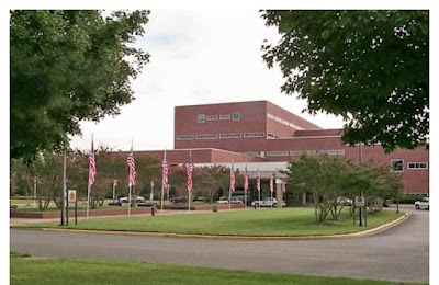 Richmond VA Medical Center Main Entrance